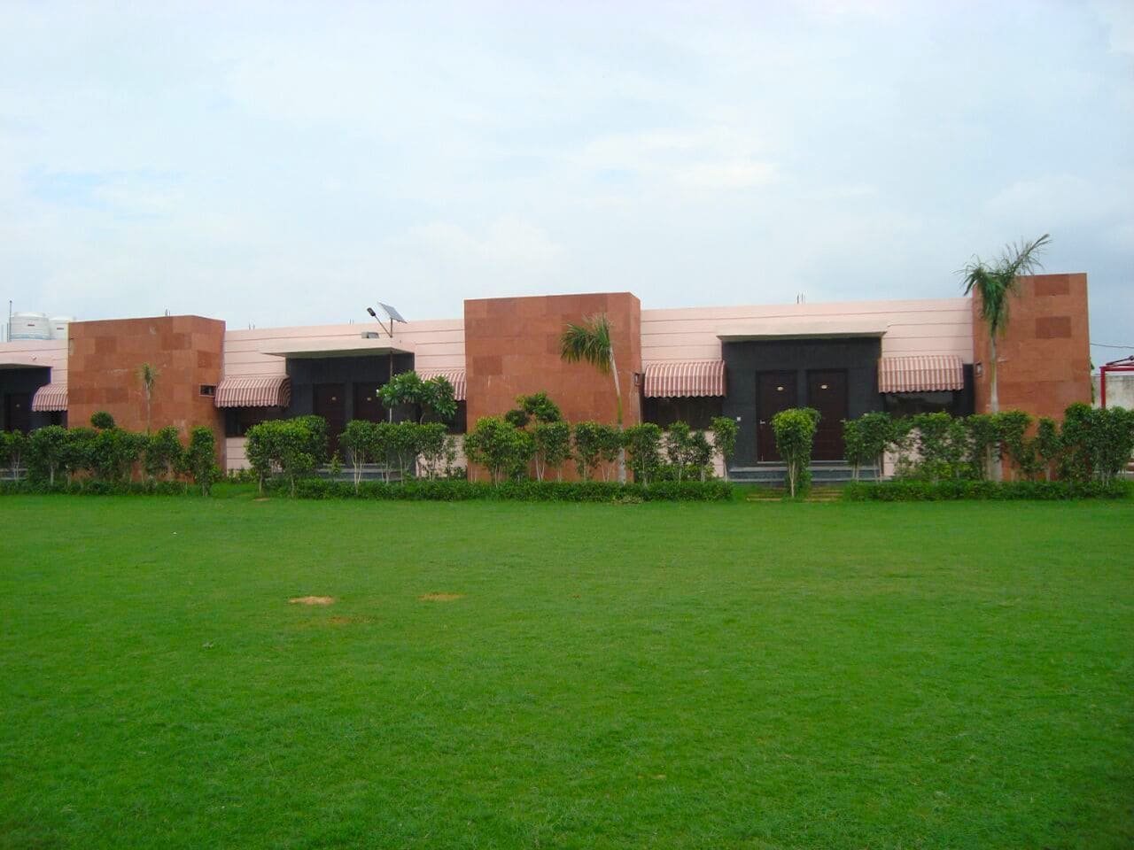 Nature Valley Resort